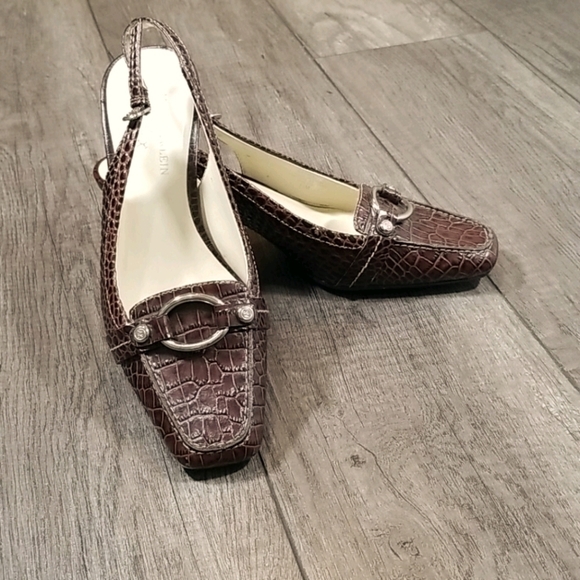 AK Anne Klein iflex Kitten Heel Shoes - Picture 4 of 7